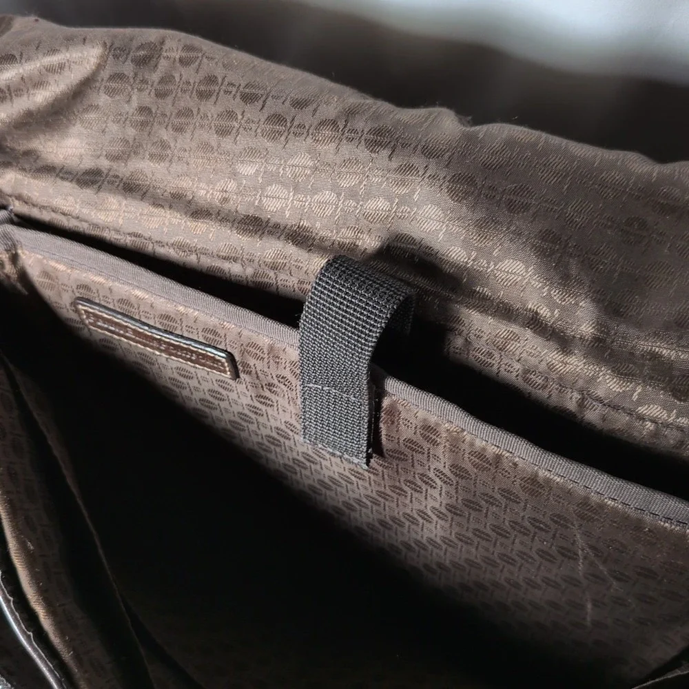 Perry‎ Ellis Genuine Soft Brown Leather Computer Portfolio